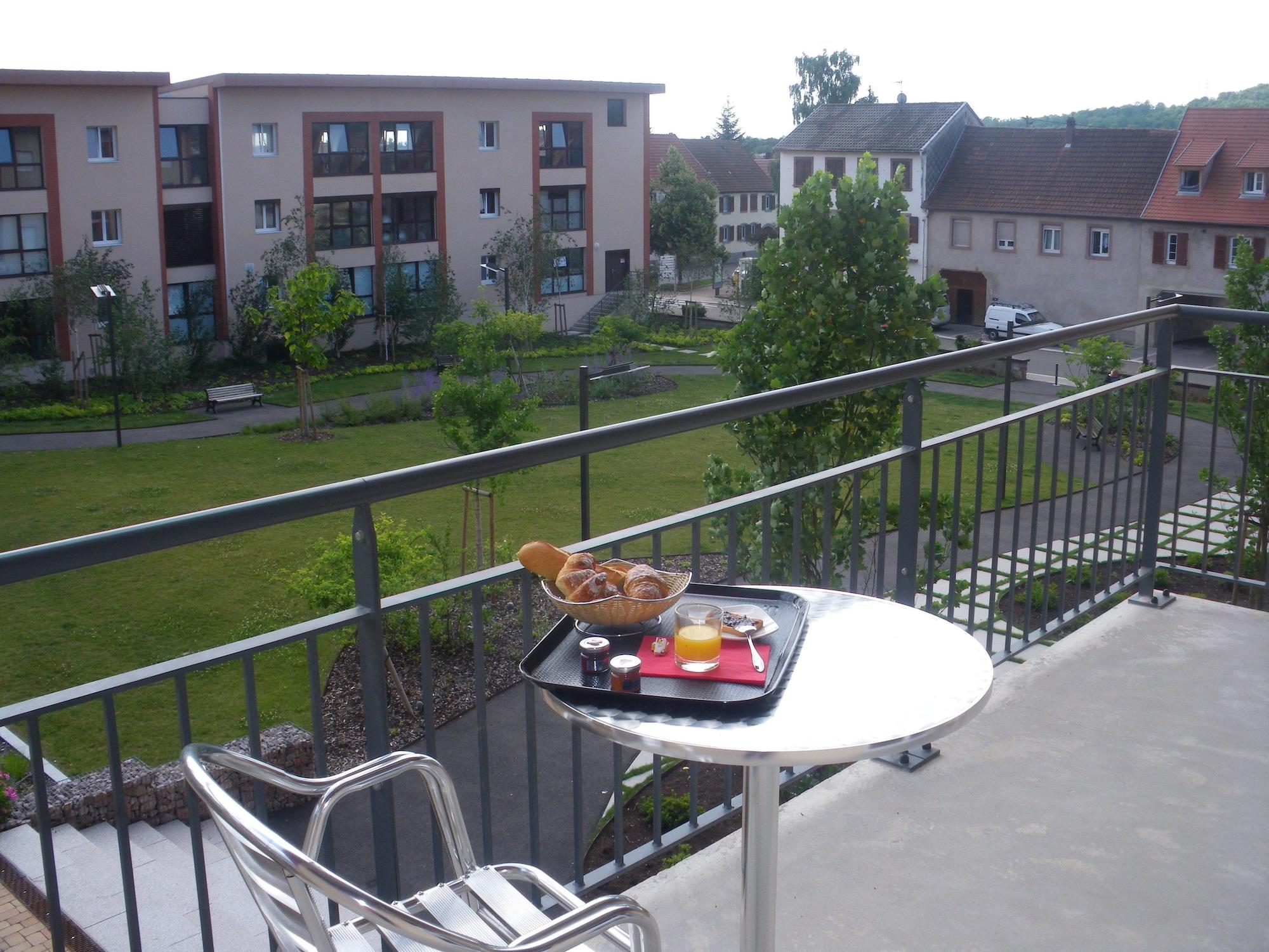 Comfort Aparthotel Mutzig Portes D'Alsace ภายนอก รูปภาพ