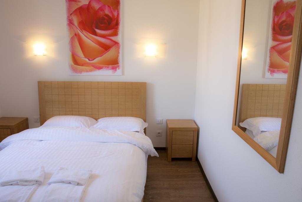 Comfort Aparthotel Mutzig Portes D'Alsace ภายนอก รูปภาพ